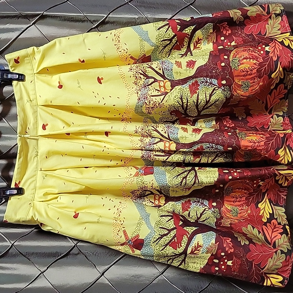 EUC- Sunflower Yellow Wide Pleated A-Line Skirt - Picture 4 of 4